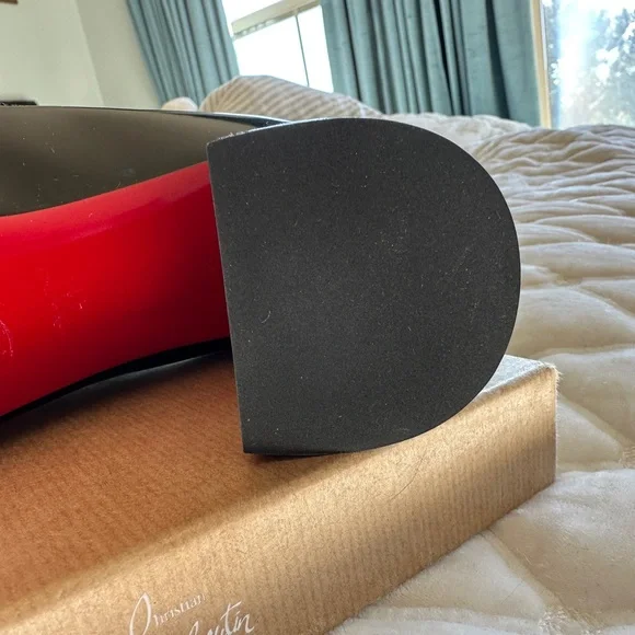 NIB Louboutin Glossy Patent Leather Chunky Heels - Picture 12 of 16